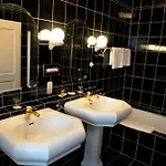 Konukevi Hotel-restaurant Zum Landgraf - Henry Merz 3*