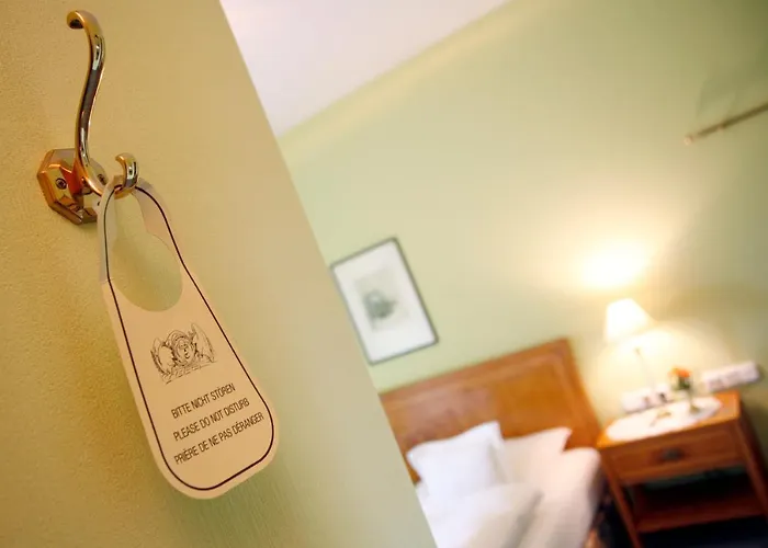 Maison d'hôtes Hotel-restaurant Zum Landgraf - Henry Merz Wartmannsroth